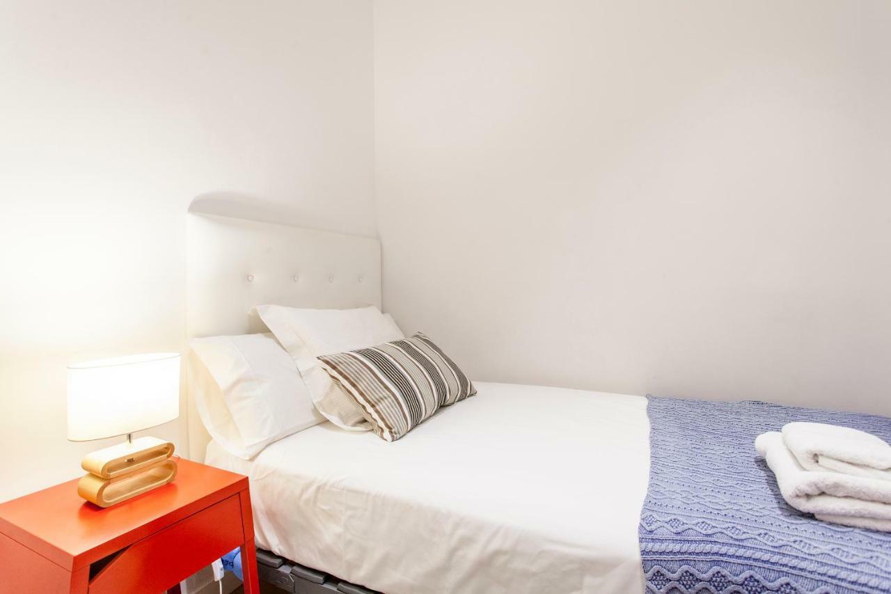 R&C Apartments Close To Center Валенсия Екстериор снимка