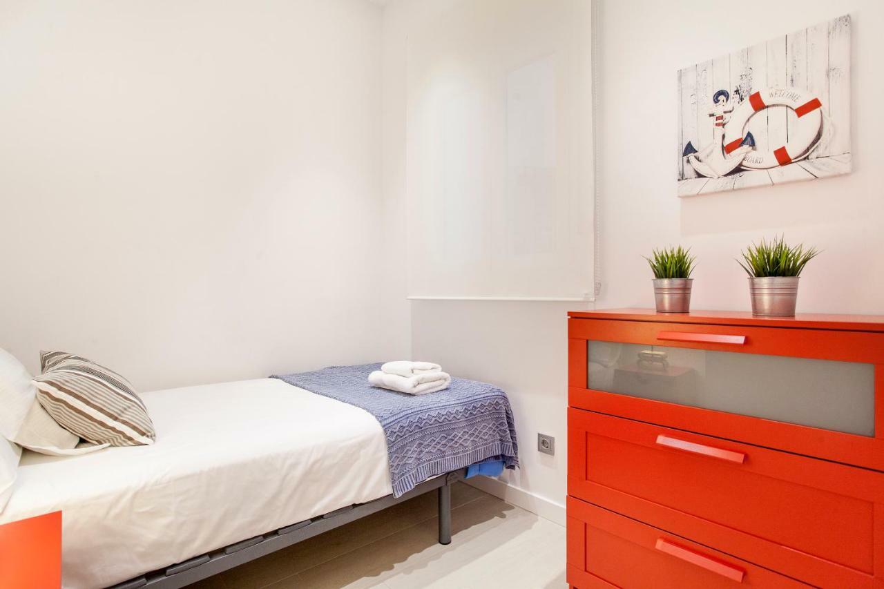 R&C Apartments Close To Center Валенсия Екстериор снимка